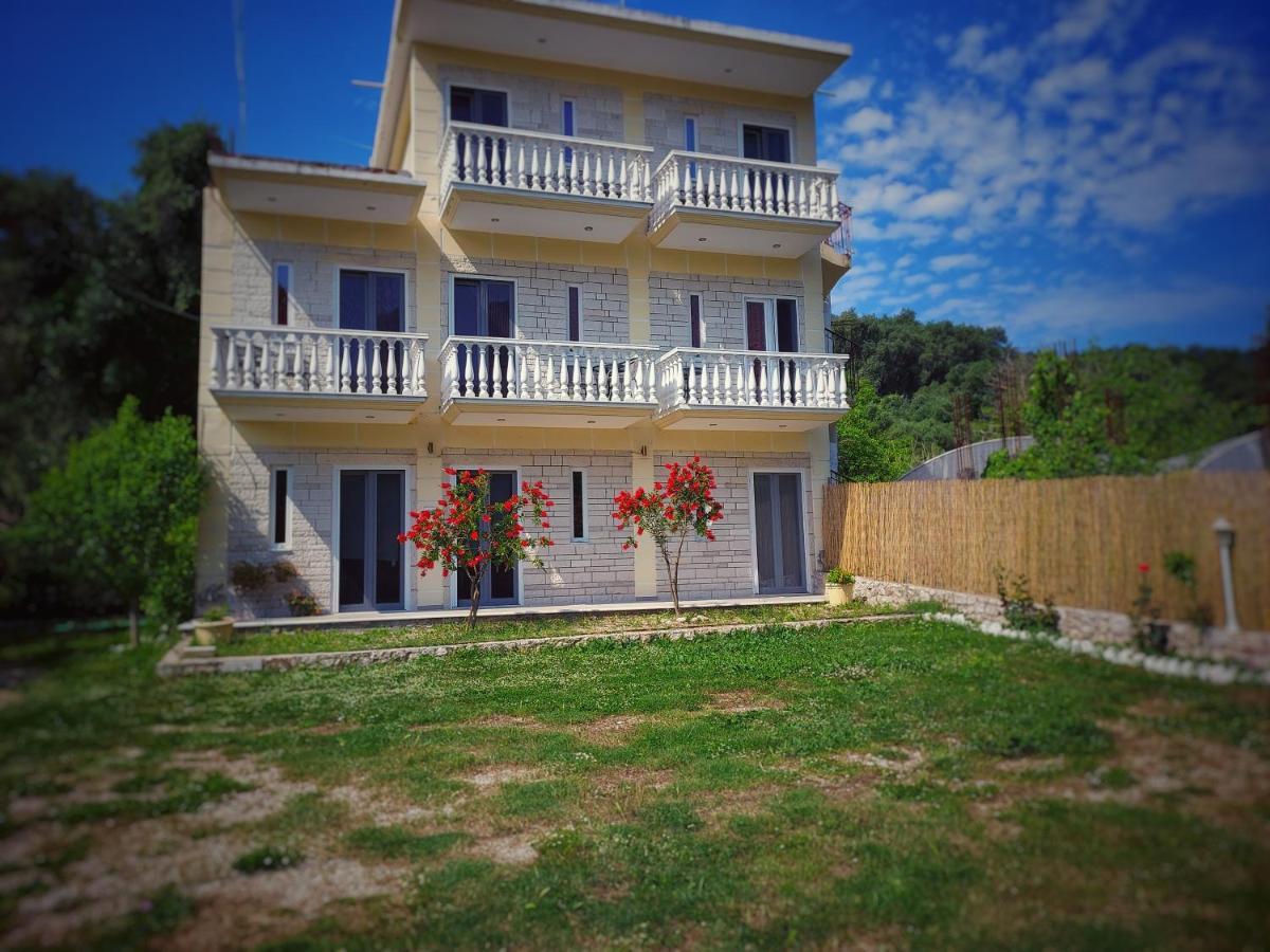 Calma Studios Parga Buitenkant foto